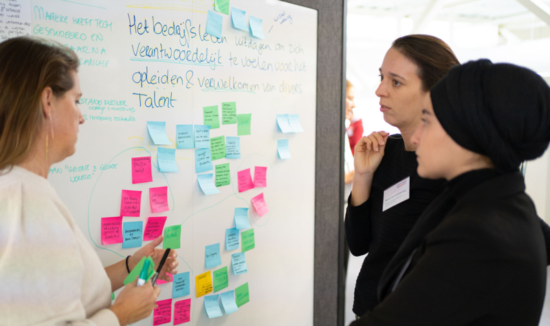 Hoe krijgen we meer vrouwen de techniek in?